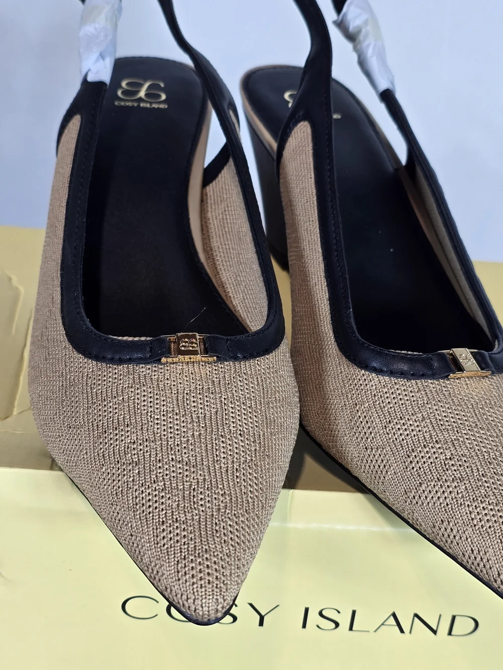 Cosy Island Beige Black Wedge Slingback Shoes Size 8.5